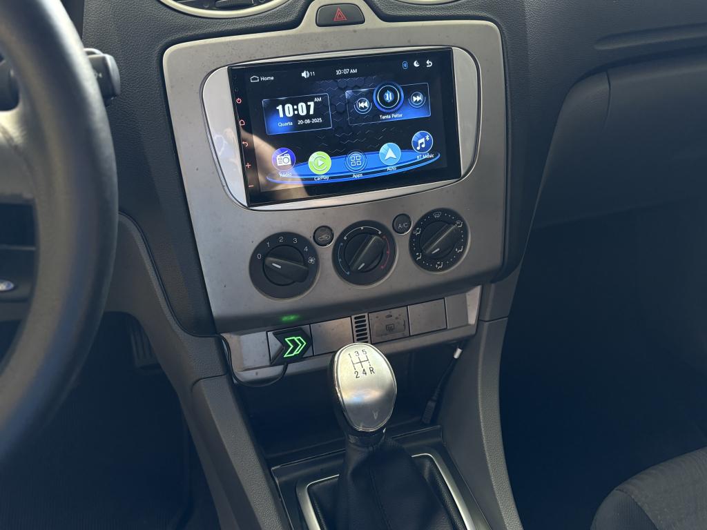 FORD Focus Hatch - Foto