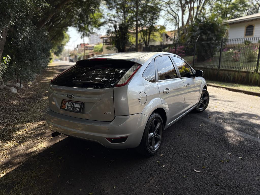 FORD Focus Hatch - Foto