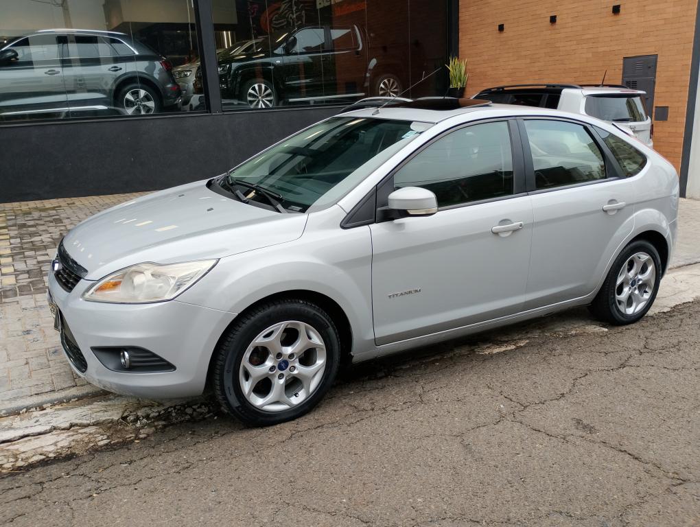FORD Focus Hatch - Foto