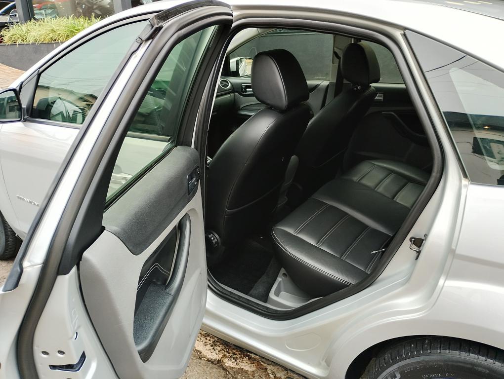 FORD Focus Hatch - Foto