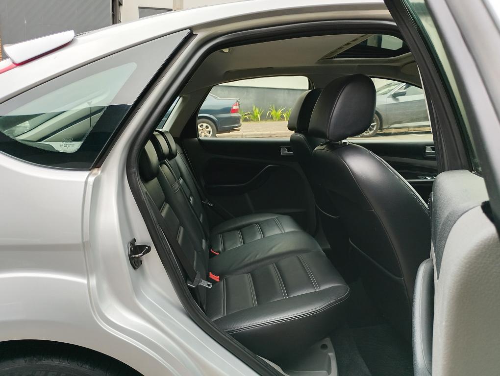 FORD Focus Hatch - Foto