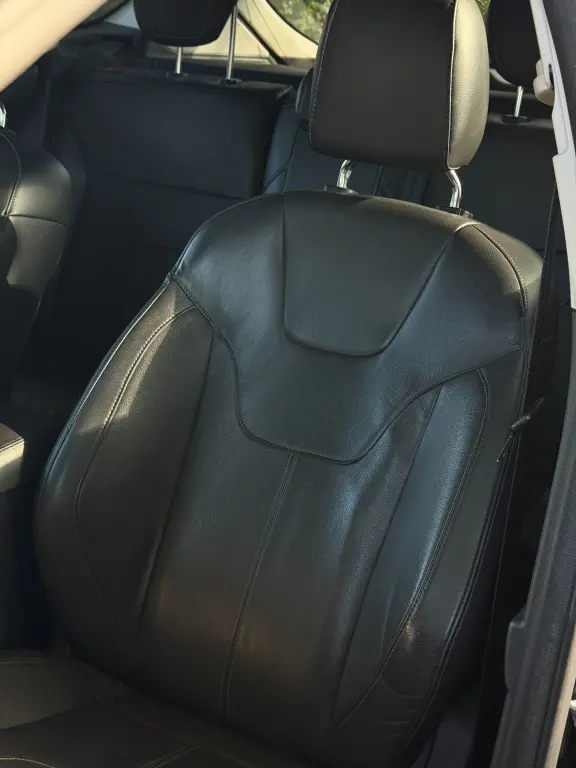 FORD Focus Hatch - Foto