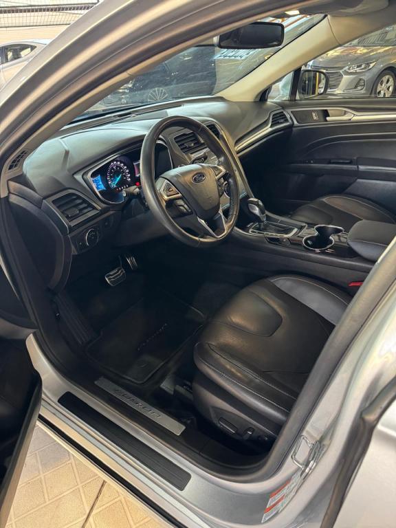 FORD Fusion - Foto
