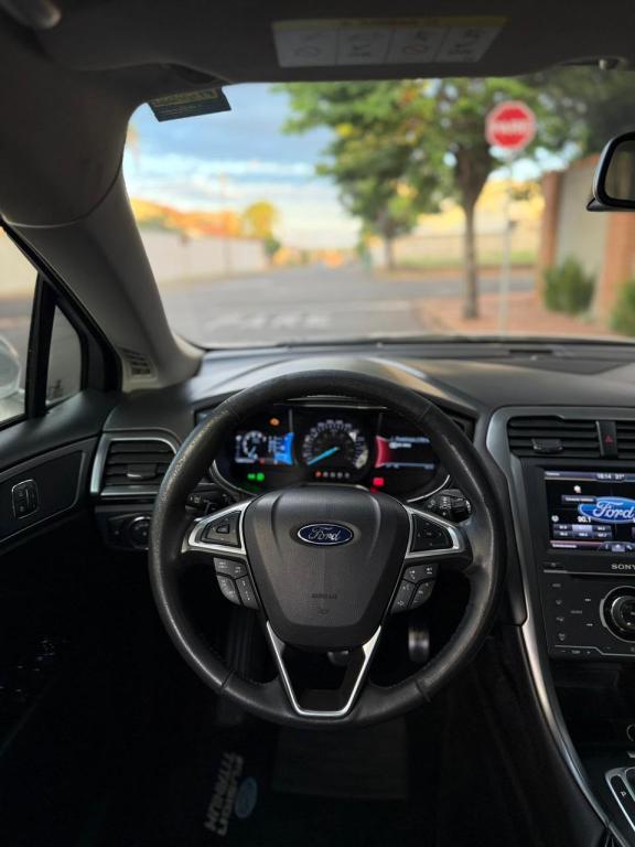 FORD Fusion - Foto