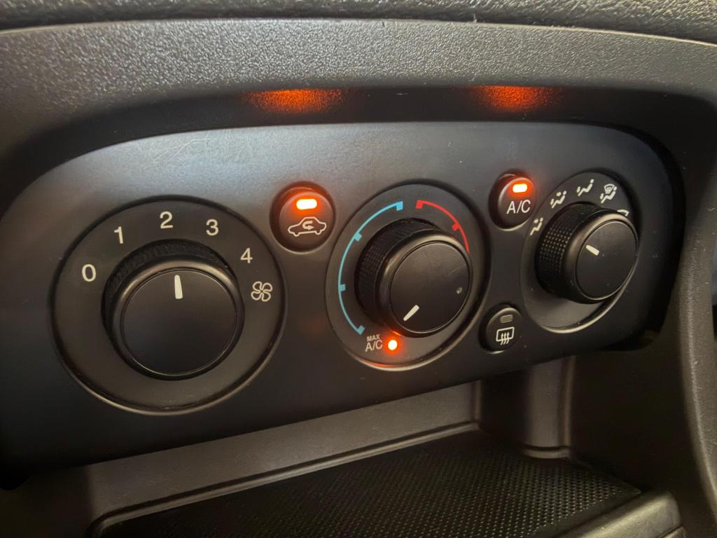 FORD Ka Hatch - Foto