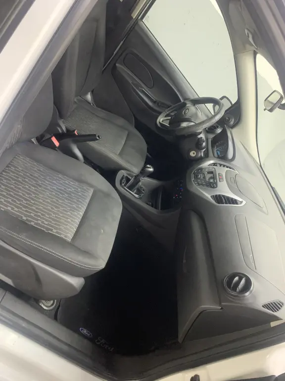 FORD Ka Hatch - Foto
