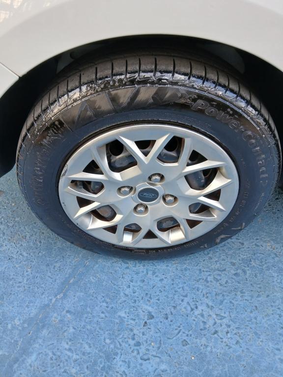 FORD Ka Hatch - Foto