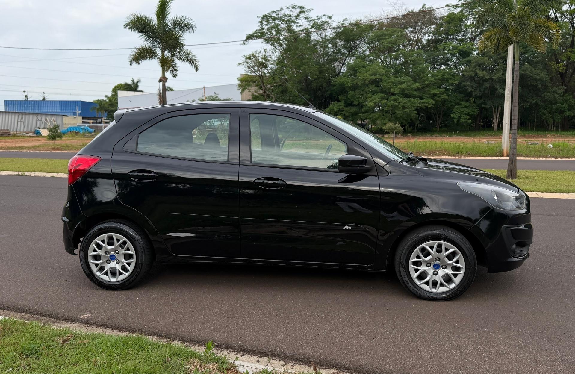 FORD Ka Hatch - Foto