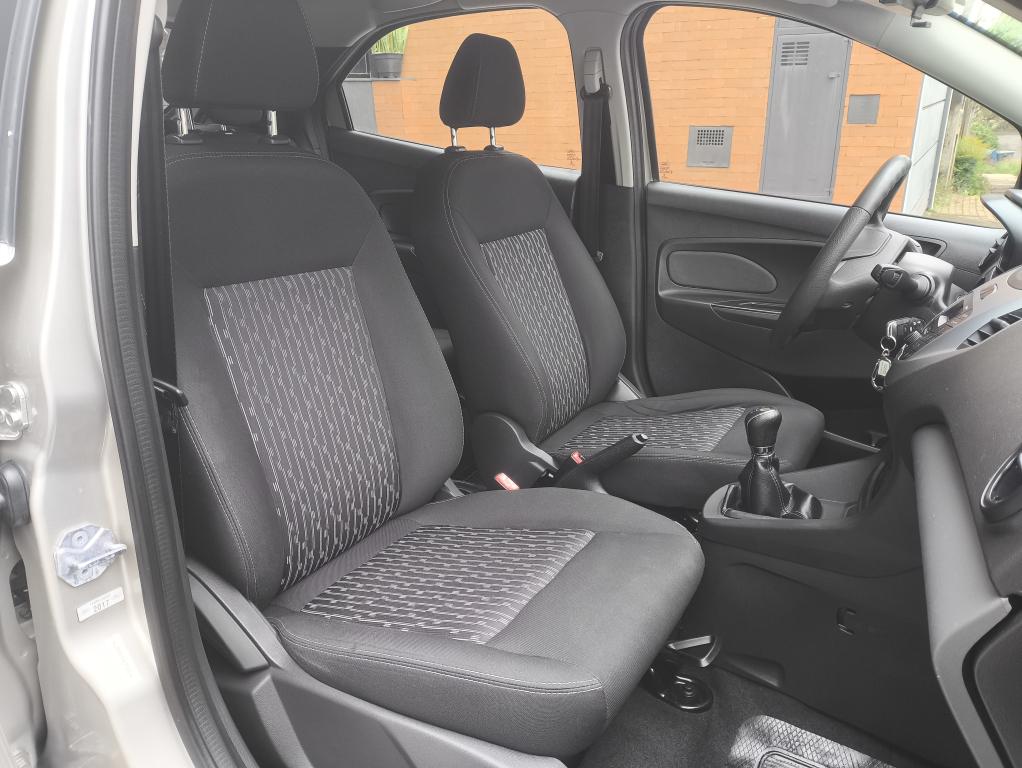 FORD Ka Hatch - Foto