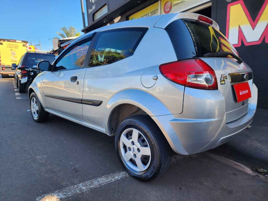 FORD Ka Hatch - Foto