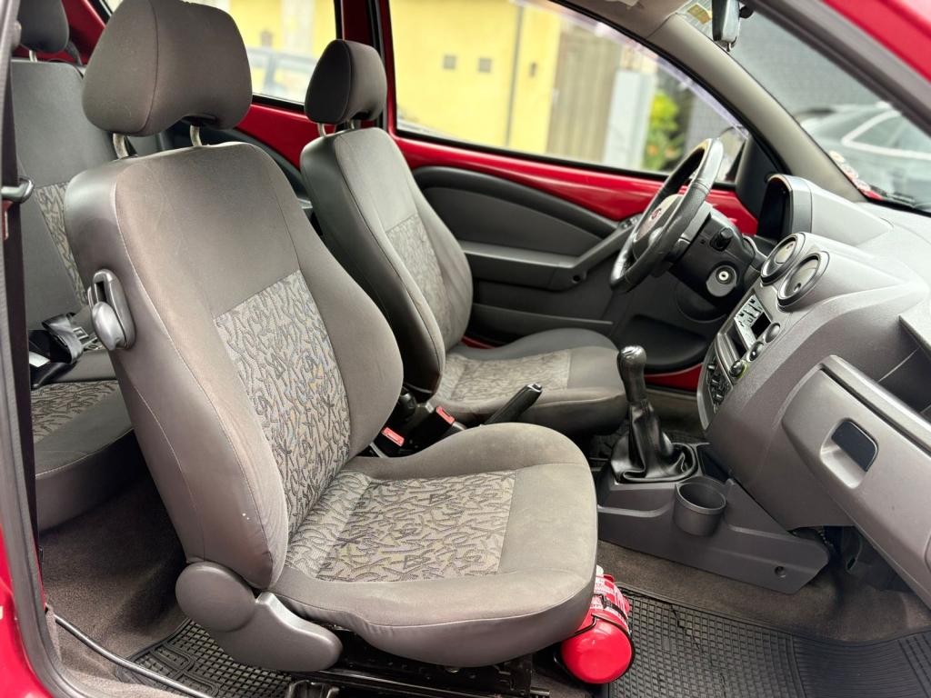 FORD Ka Hatch - Foto