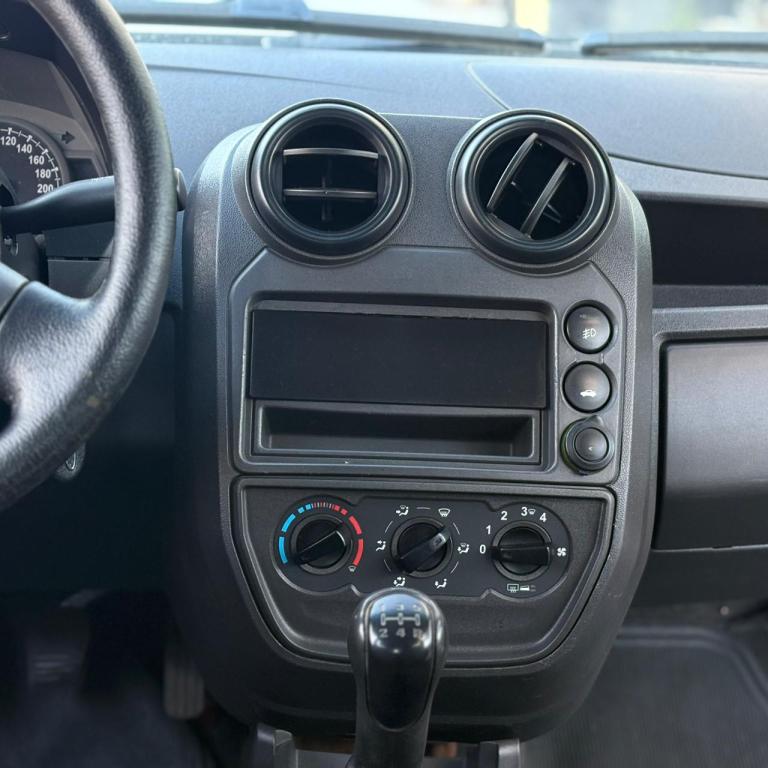 FORD Ka Hatch - Foto
