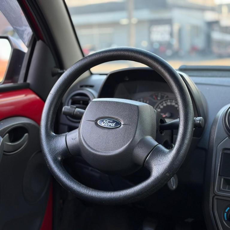 FORD Ka Hatch - Foto