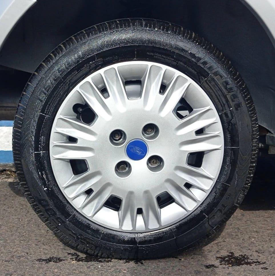 FORD Ka Hatch - Foto