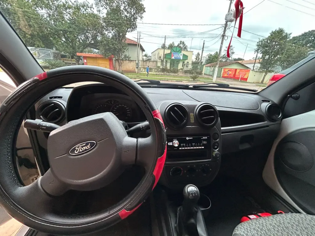 FORD Ka Hatch - Foto