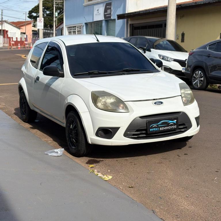 FORD Ka Hatch - Foto