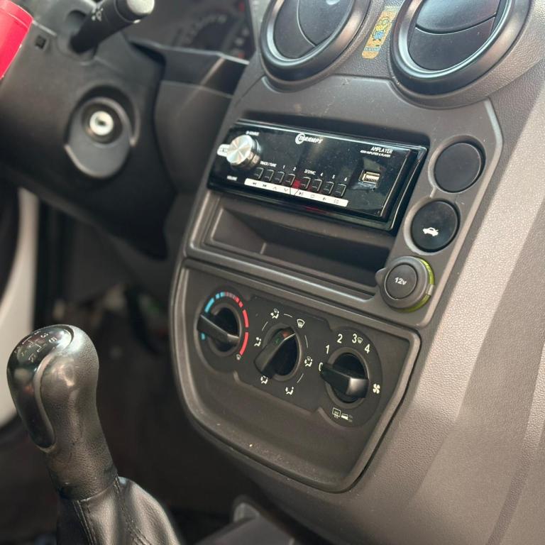 FORD Ka Hatch - Foto