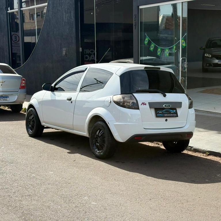 FORD Ka Hatch - Foto