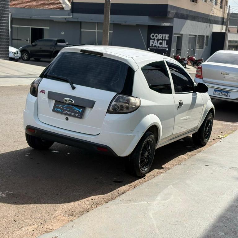 FORD Ka Hatch - Foto