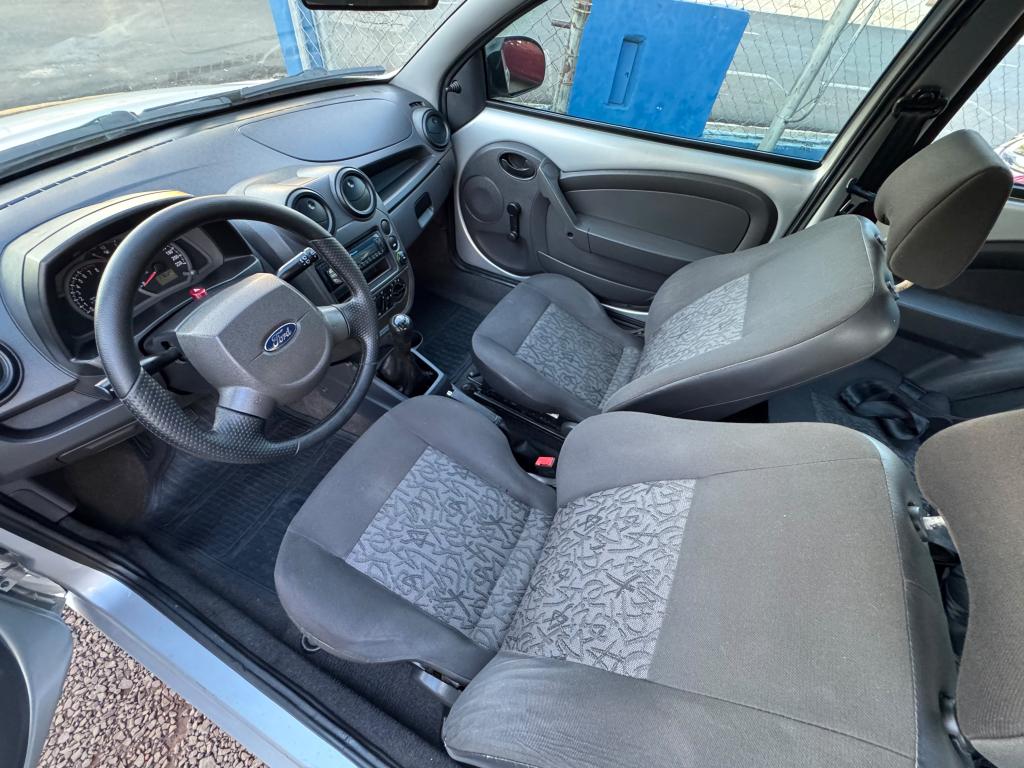 FORD Ka Hatch - Foto