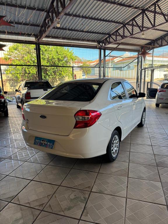 FORD Ka + Sedan - Foto