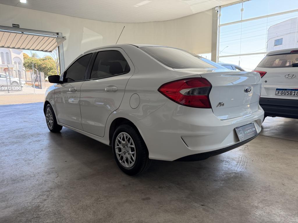 FORD Ka + Sedan - Foto