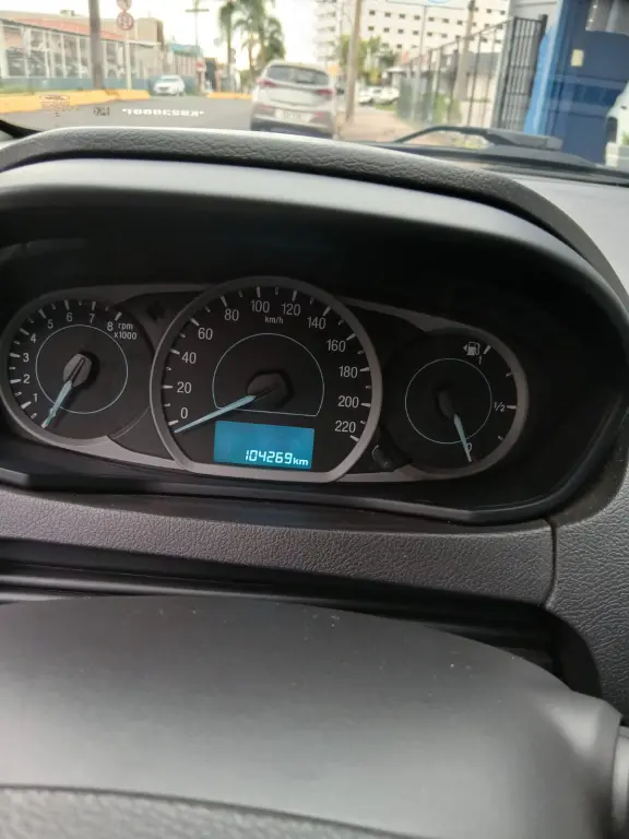 FORD Ka + Sedan - Foto