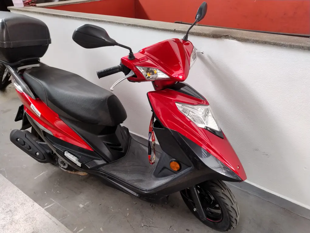 HAOJUE Lindy 125 - Foto