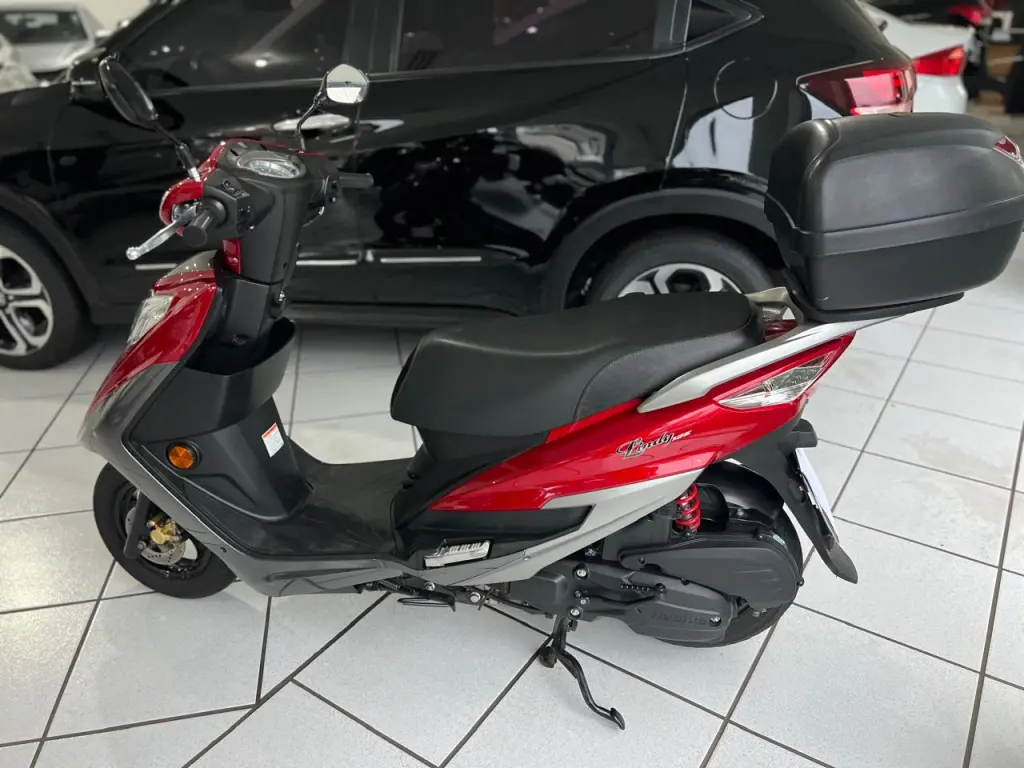 HAOJUE Lindy 125 - Foto