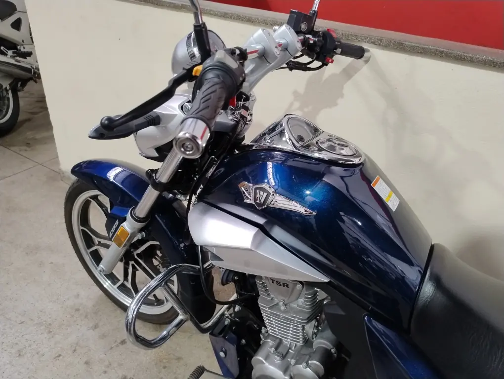 HAOJUE Master Ride 150 - Foto