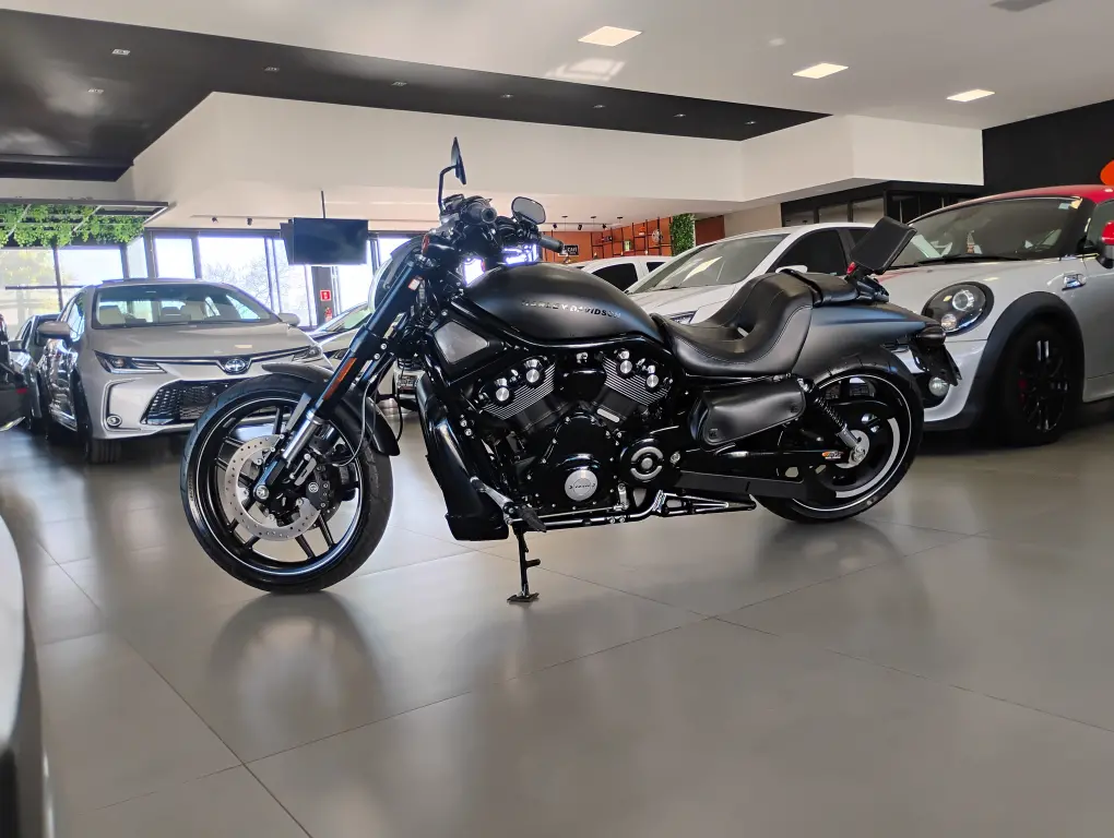 HARLEY DAVIDSON Night Rod Special - Foto