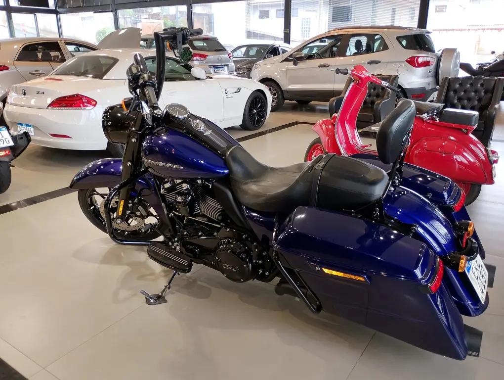 HARLEY DAVIDSON Road King - Foto