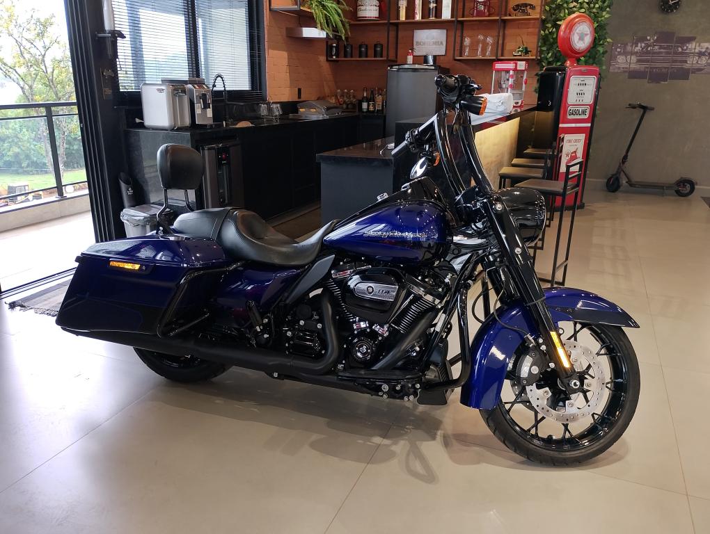 HARLEY DAVIDSON Road King - Foto
