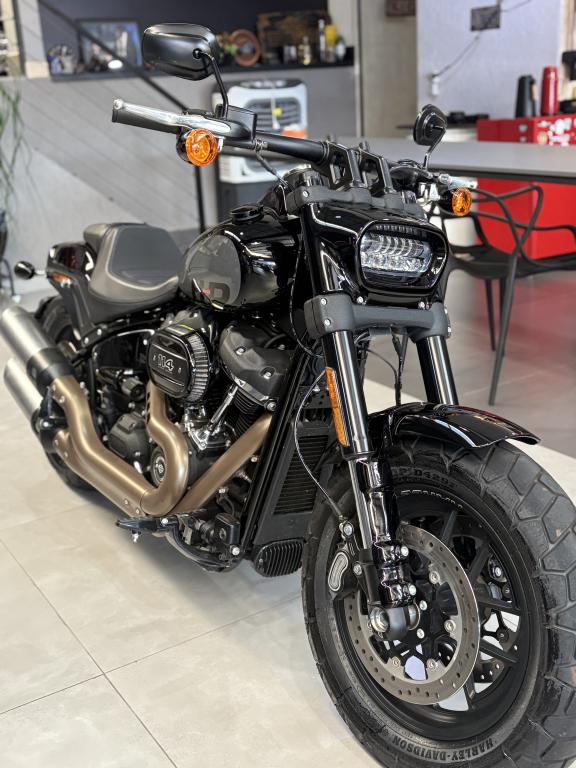 HARLEY DAVIDSON Softail Fat Bob