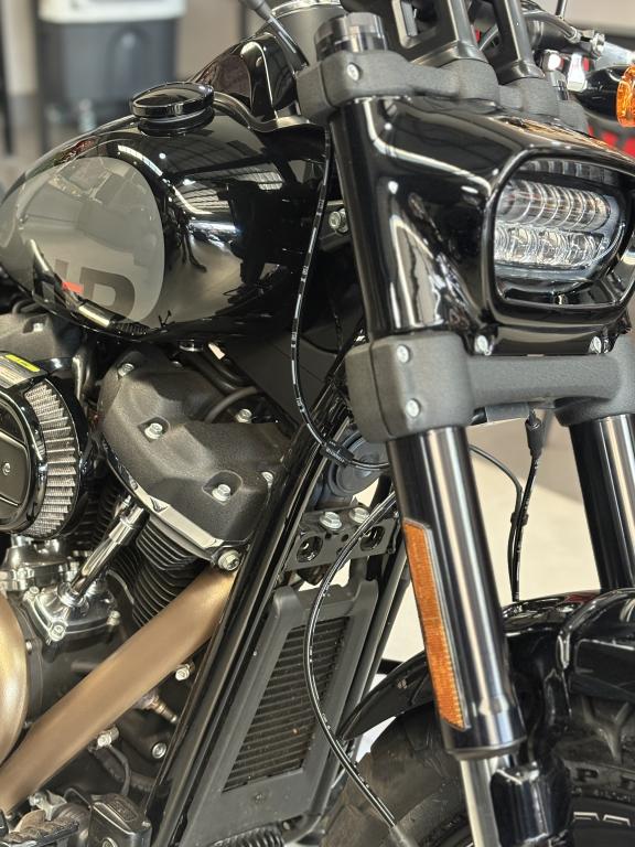 HARLEY DAVIDSON Softail Fat Bob - Foto