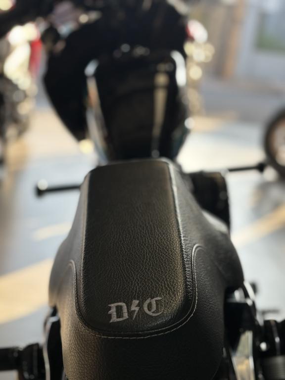 HARLEY DAVIDSON Sportster XL 1200 - Foto