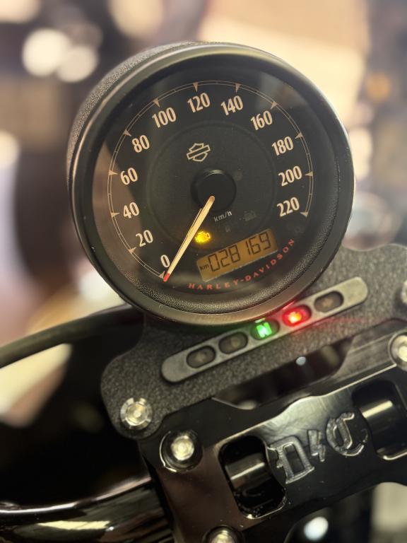 HARLEY DAVIDSON Sportster XL 1200 - Foto