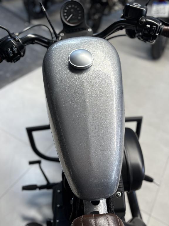 HARLEY DAVIDSON Sportster XL 883 - Foto
