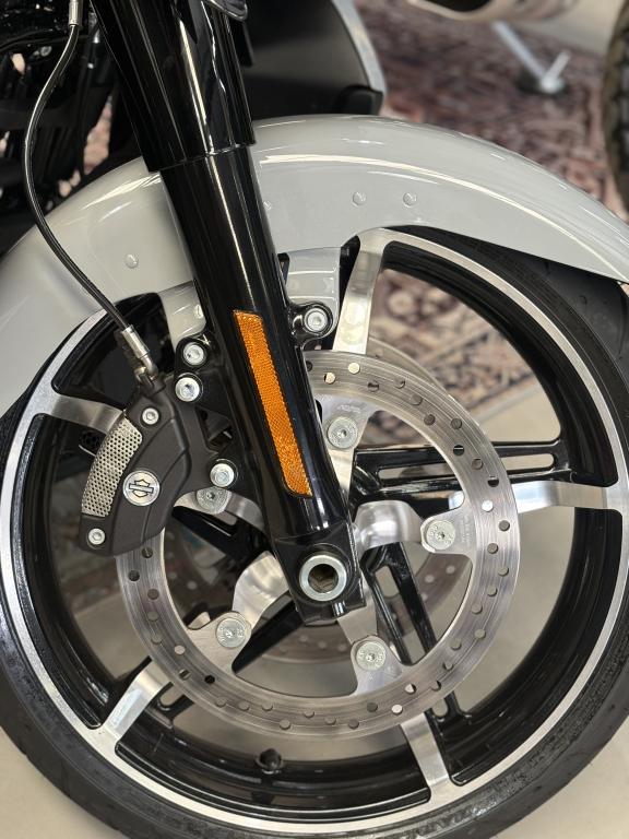 HARLEY DAVIDSON Street Glide FLHX - Foto