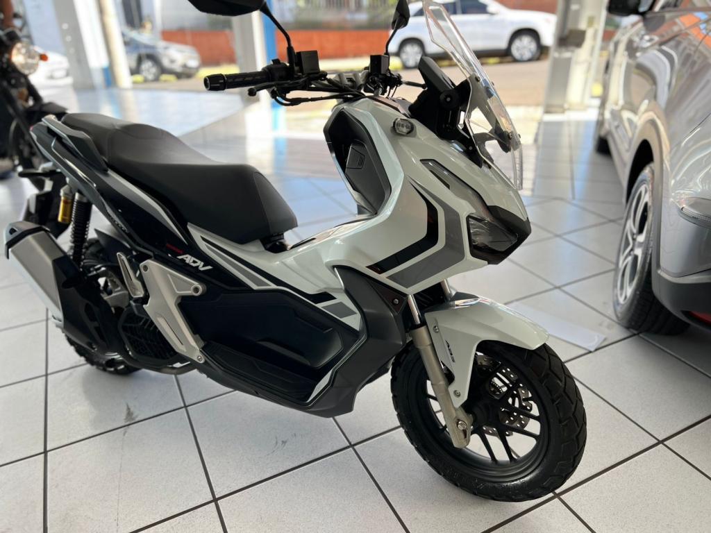 HONDA ADV 150 - Foto