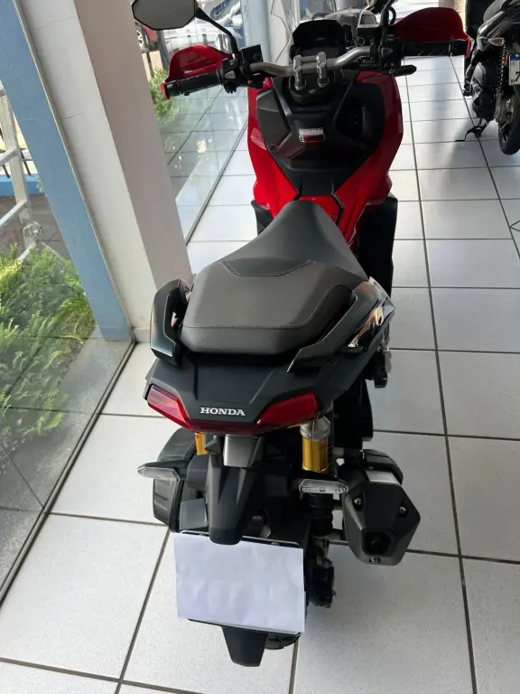 HONDA ADV 150 - Foto