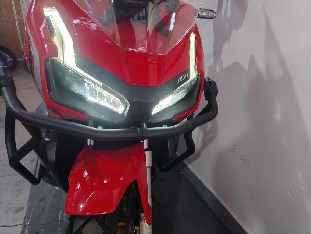 HONDA ADV 150 - Foto