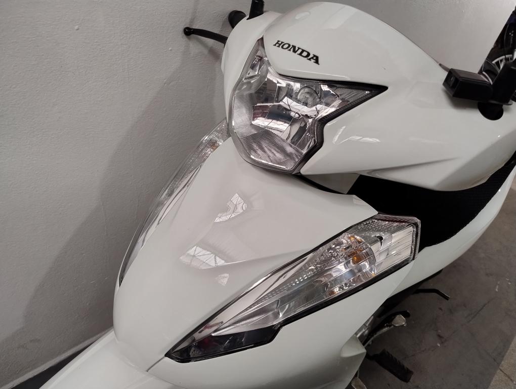 HONDA Biz 110 I - Foto