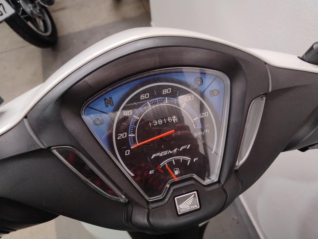 HONDA Biz 110 I - Foto