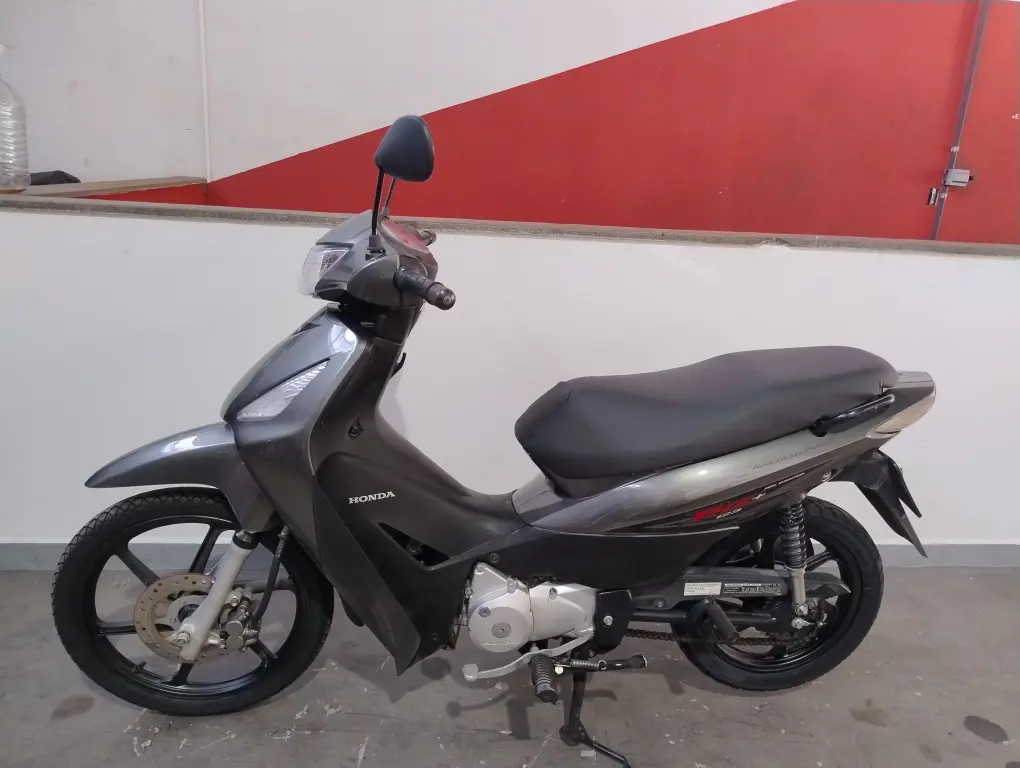 HONDA Biz 125 - Foto