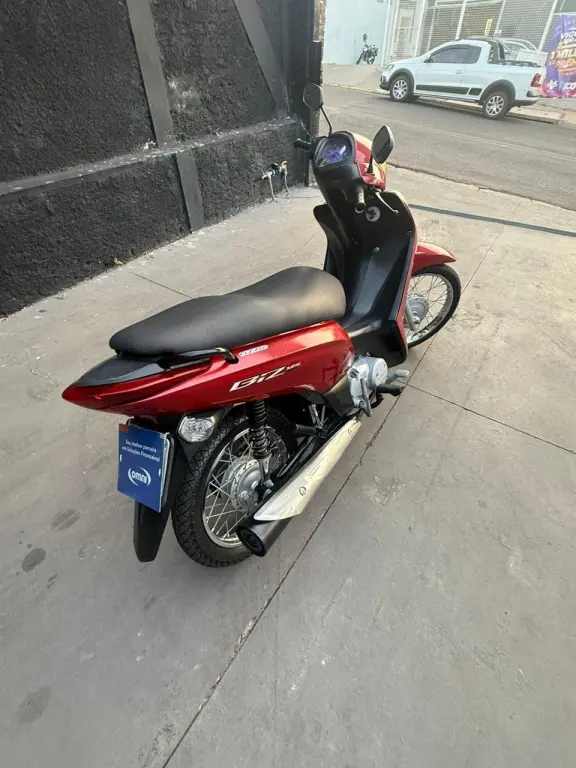 HONDA Biz 125 - Foto