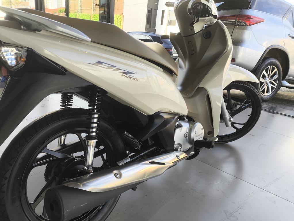 HONDA Biz 125 - Foto