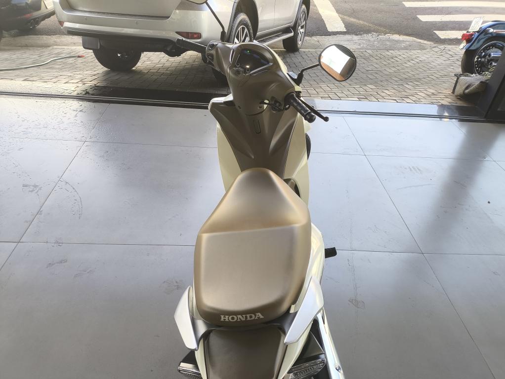 HONDA Biz 125 - Foto
