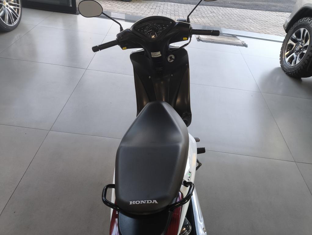 HONDA Biz 125 - Foto