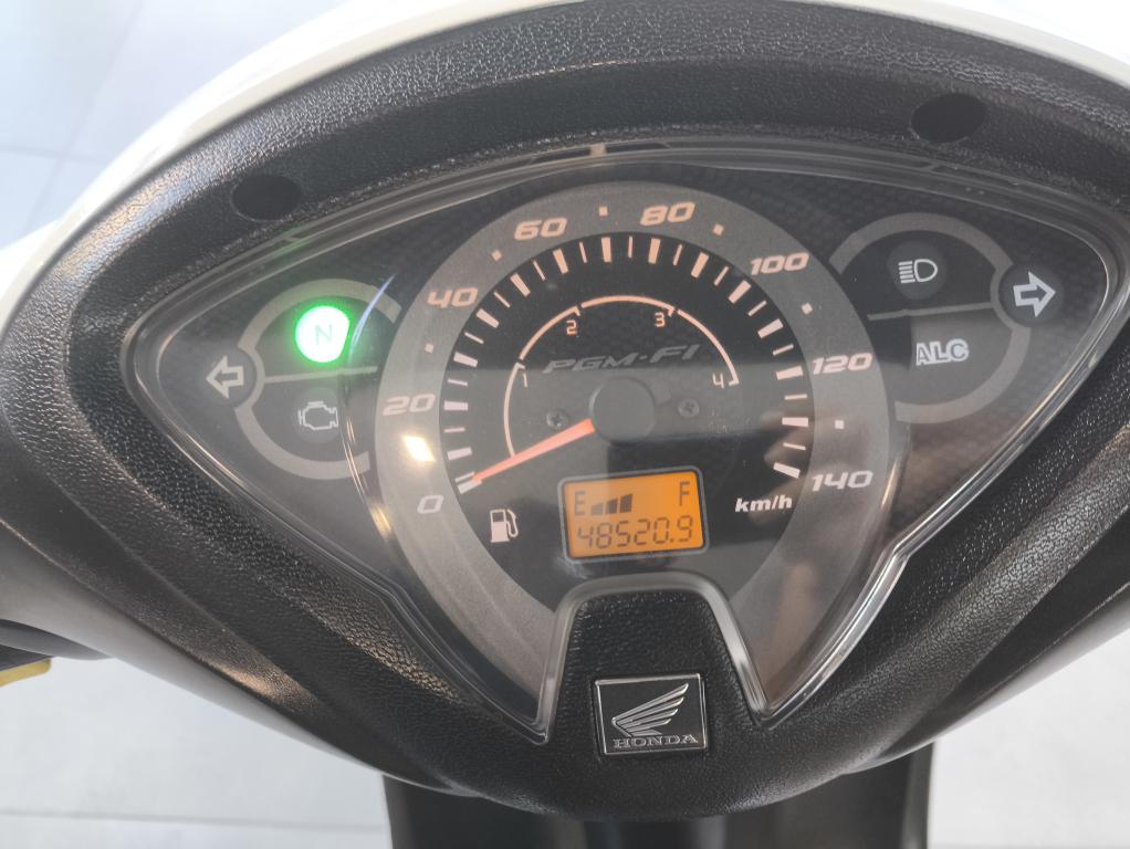 HONDA Biz 125 - Foto